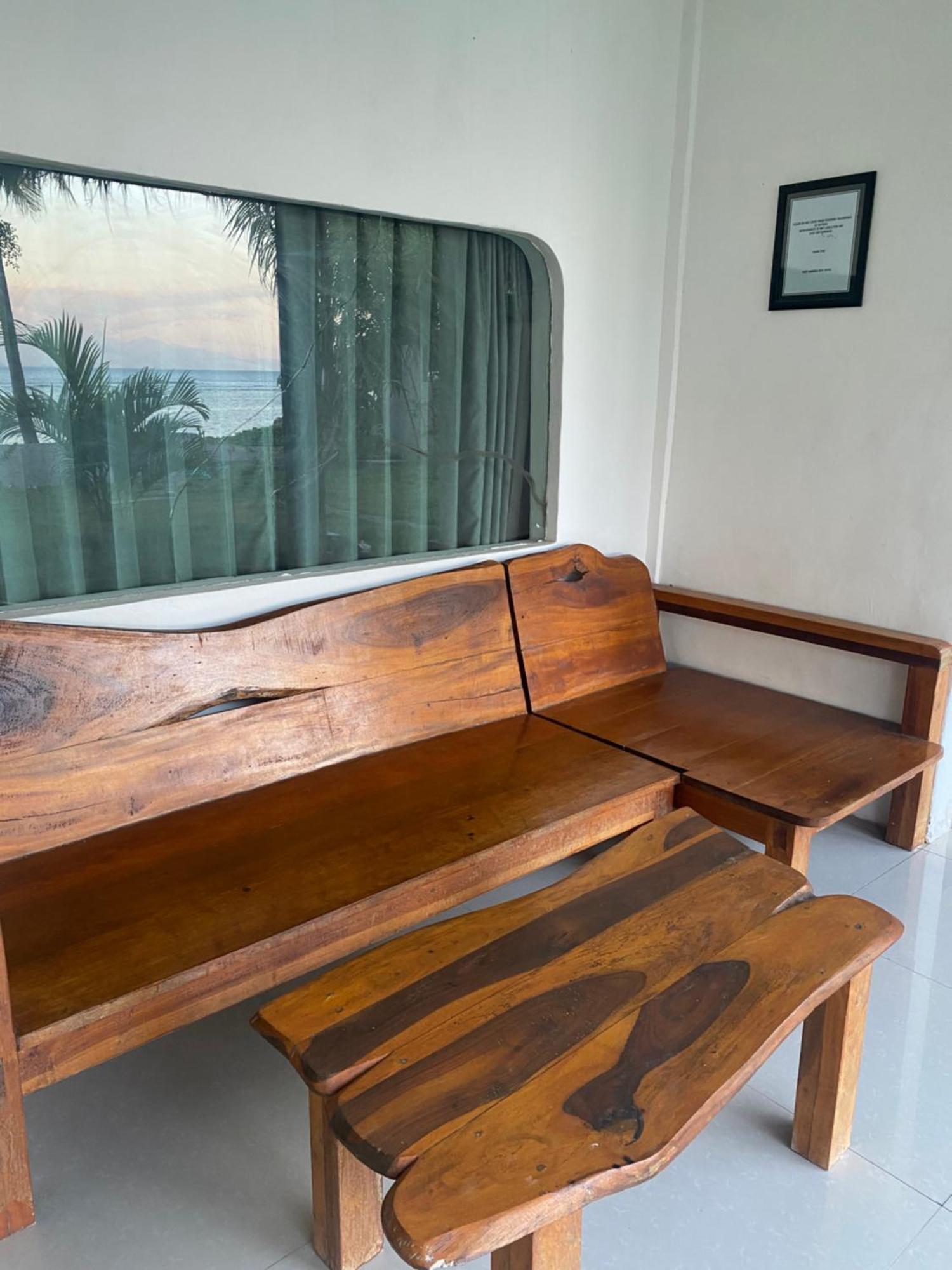 East Lombok Dive Hotel - 3 Private Rooms On The Beach Labuhan Pandan Exterior foto